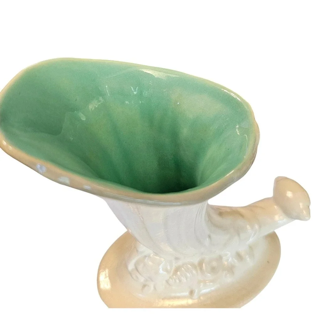 Vintage Red Wing Pottery‎ Cornucopia Vase 413 Ivory and Seafoam Green USA Made
